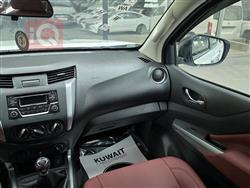 نيسان نافارا